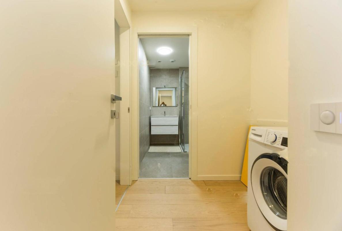 Apartamento Downtown East Water Front